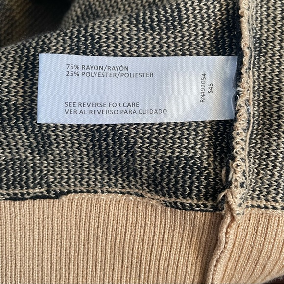 Leopard Print V-Neck Sweater Sz. 1X - Picture 9 of 9